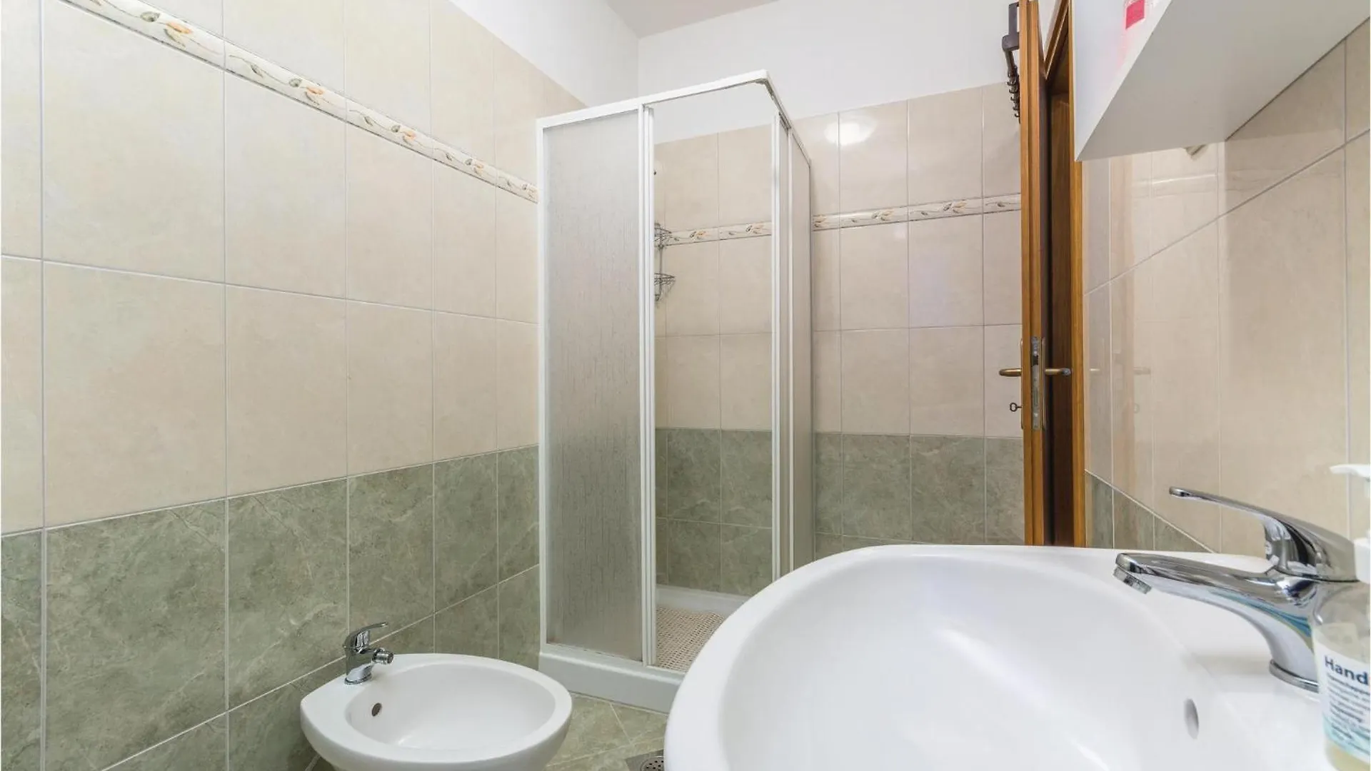 1 Bedroom Lovely Apartment In Tar-Vabriga 0*,  Croatia